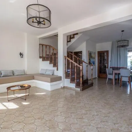 Duplex With Pool * Yerakini