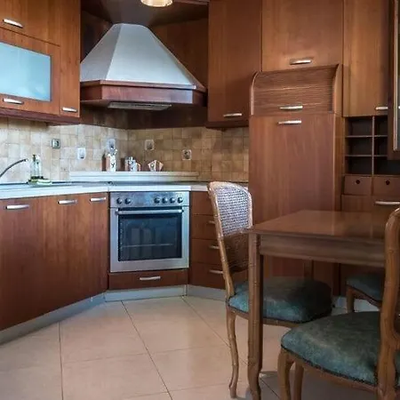 Duplex With Pool Daire *